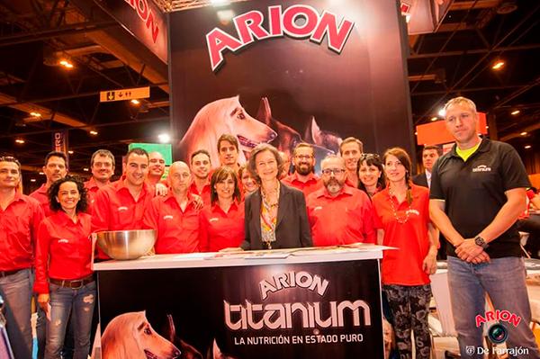 mascotas y propietarios disfrutan con arion en 100x100 mascota 2016 mascotas y propietarios disfrutan con arion en 100x100 mascota 2016