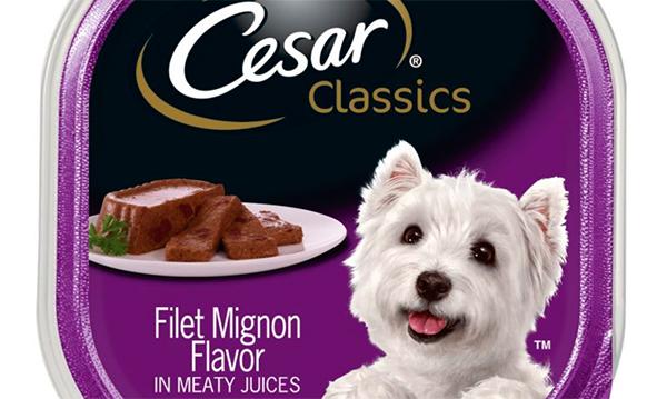 Piezas de plástico contaminadas obligan a retirar de las tiendas uno de los productos de Mars para perro