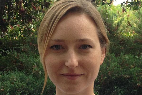 caroline laurent se une al equipo de marketing de porcino de zoetis como marketing manager caroline laurent se une al equipo de marketing de porcino de zoetis como marketing manager