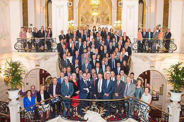 ms de 150 invitados asisten al acto de veterindustria con motivo de su 40 aniversario ms de 150 invitados asisten al acto de veterindustria con motivo de su 40 aniversario