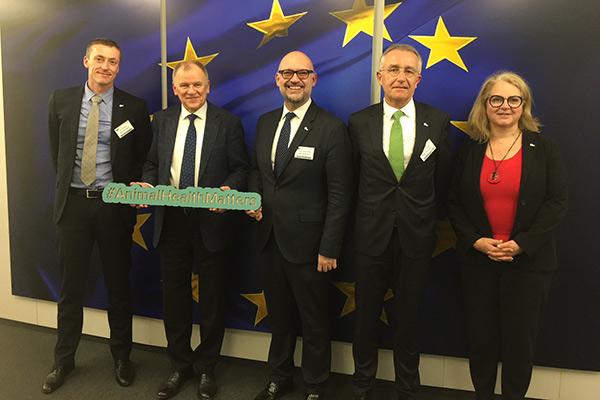 veterindustria se rene con el comisario de salud y seguridad alimentaria de la ue veterindustria se rene con el comisario de salud y seguridad alimentaria de la ue
