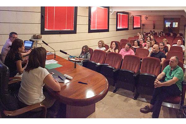 los empresarios veterinarios de murcia ya tienen su propia patronal los empresarios veterinarios de murcia ya tienen su propia patronal