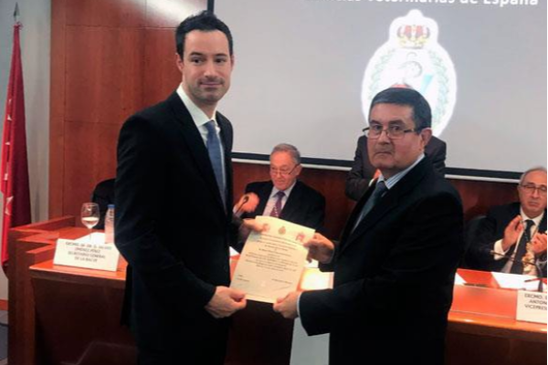 el-v-premio-a-la-div