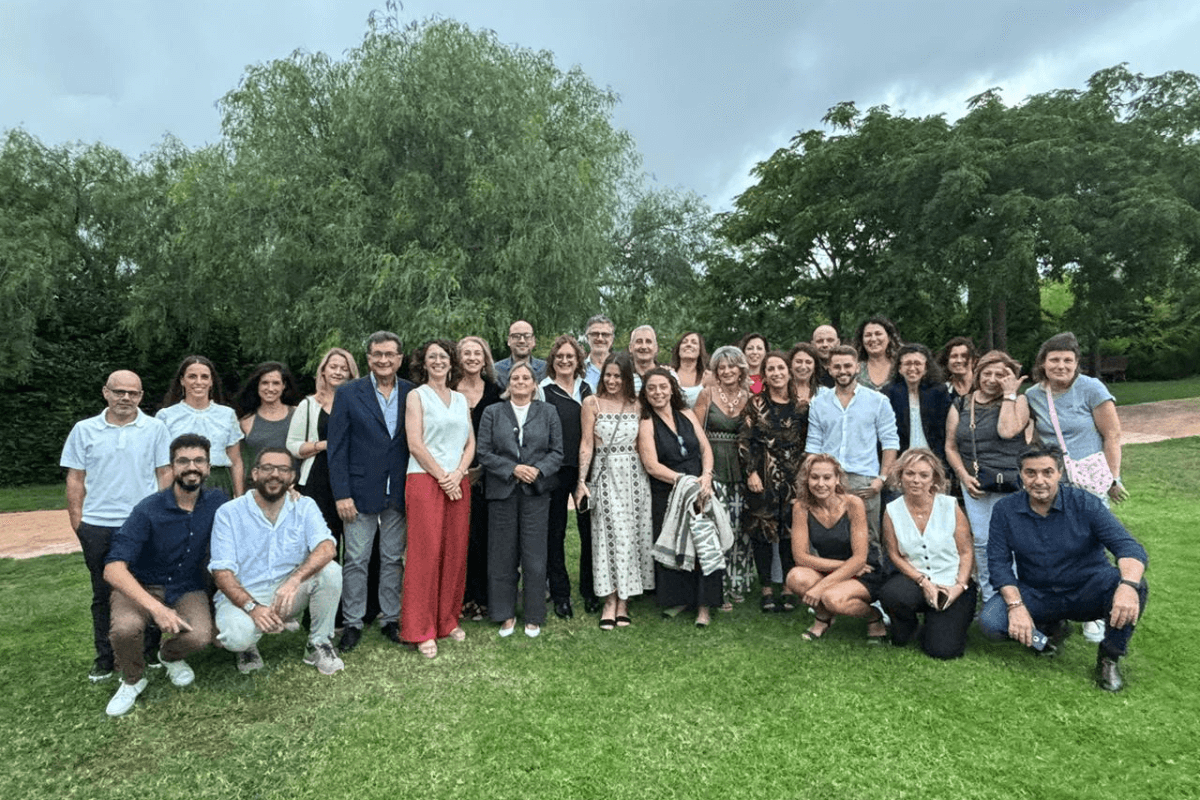 Cantabria Labs Stangest celebra 30 años de éxito en el mercado ...