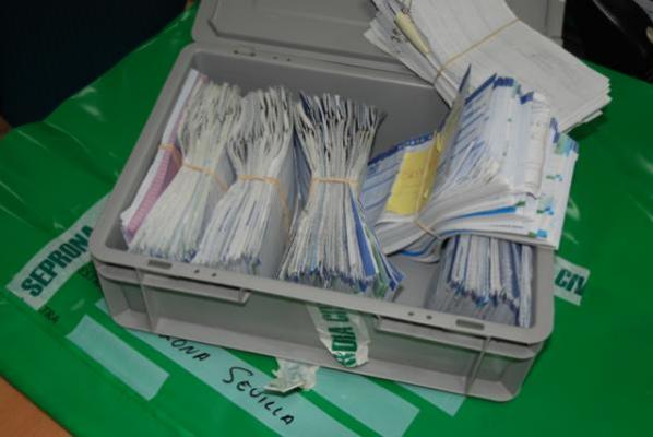 cinco detenidos por vender medicamentos veterinarios sin la prescripcioacuten de recetas legal cinco detenidos por vender medicamentos veterinarios sin la prescripcioacuten de recetas legal