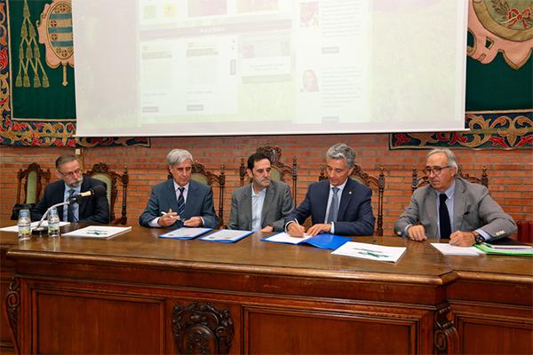 el consejo general de veterinarios y la aehv rubrican un nuevo convenio de colaboracioacuten el consejo general de veterinarios y la aehv rubrican un nuevo convenio de colaboracioacuten