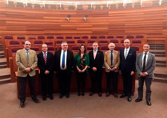 el consejo de veterinarios de castilla y leoacuten traslada sus propuestas a la presidenta de las cortes regionales el consejo de veterinarios de castilla y leoacuten traslada sus propuestas a la presidenta de las cortes regionales
