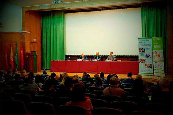 presentan la nueva norma de calidad sobre sanidad y bienestar animal en centros de proteccioacuten animal y residencias presentan la nueva norma de calidad sobre sanidad y bienestar animal en centros de proteccioacuten animal y residencias