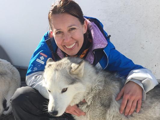 una profesora del ceu parte del equipo veterinario internacional de la carrera de trineos lekkarod 2017 una profesora del ceu parte del equipo veterinario internacional de la carrera de trineos lekkarod 2017